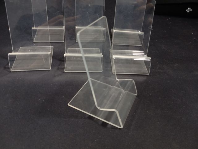 Soportes acrílicos para consolas portatile