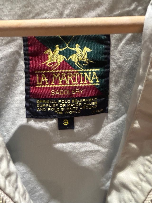 Chaqueta beige y rosa acolchada