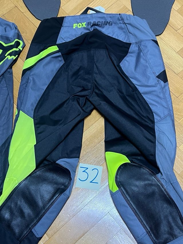 Conjunto enduro Motocross Talla M/32-NUEVO