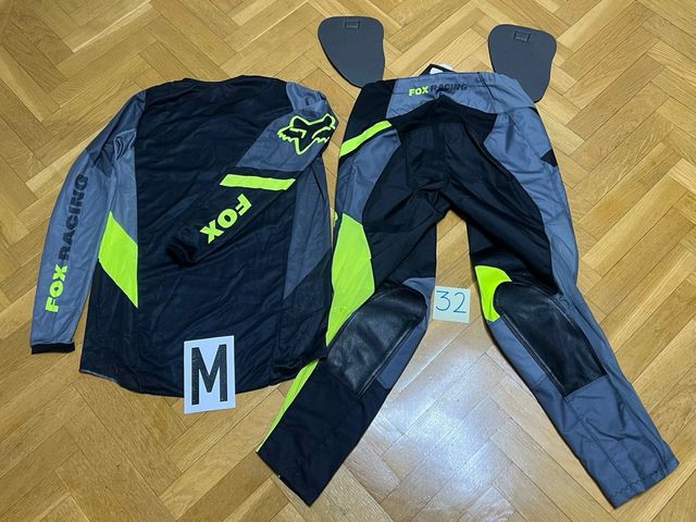Conjunto enduro Motocross Talla M/32-NUEVO