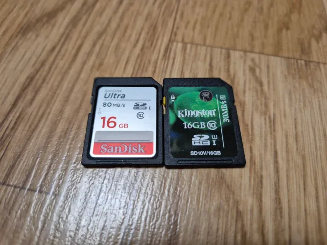 2 schede SD 16GB Kingston e SanDisk