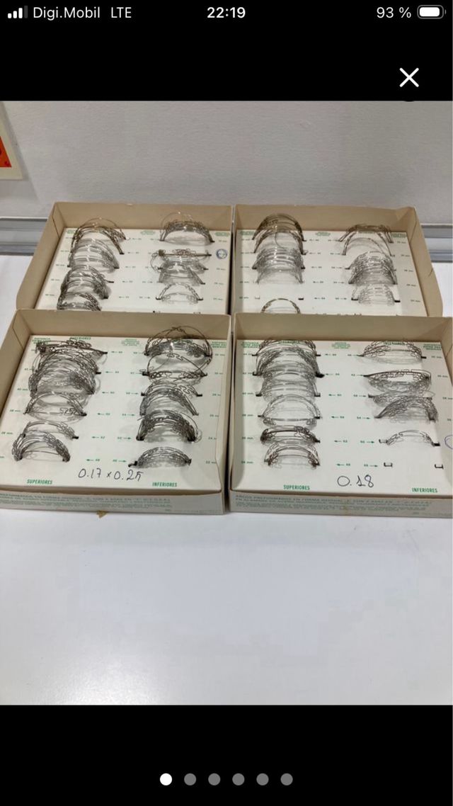 Arcos de acero para ortodoncia