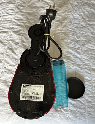 Cafetera Nespresso Vertuo Plus Roja