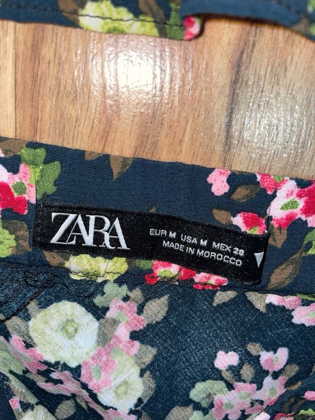 Conjunto floral Zara Talla M