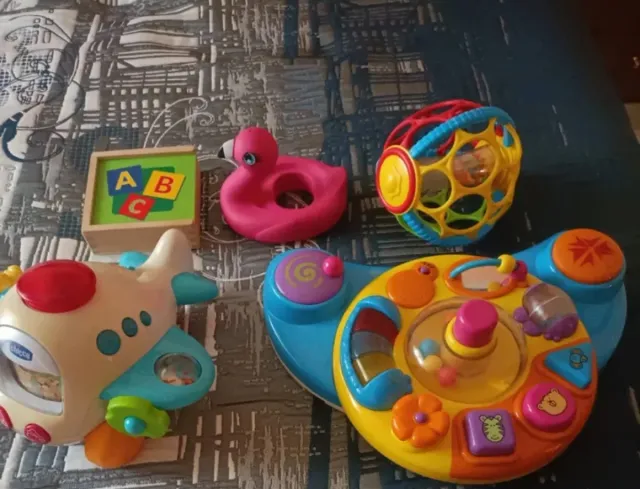 Lote Juguetes Infantiles Avión Flamenco Pelota