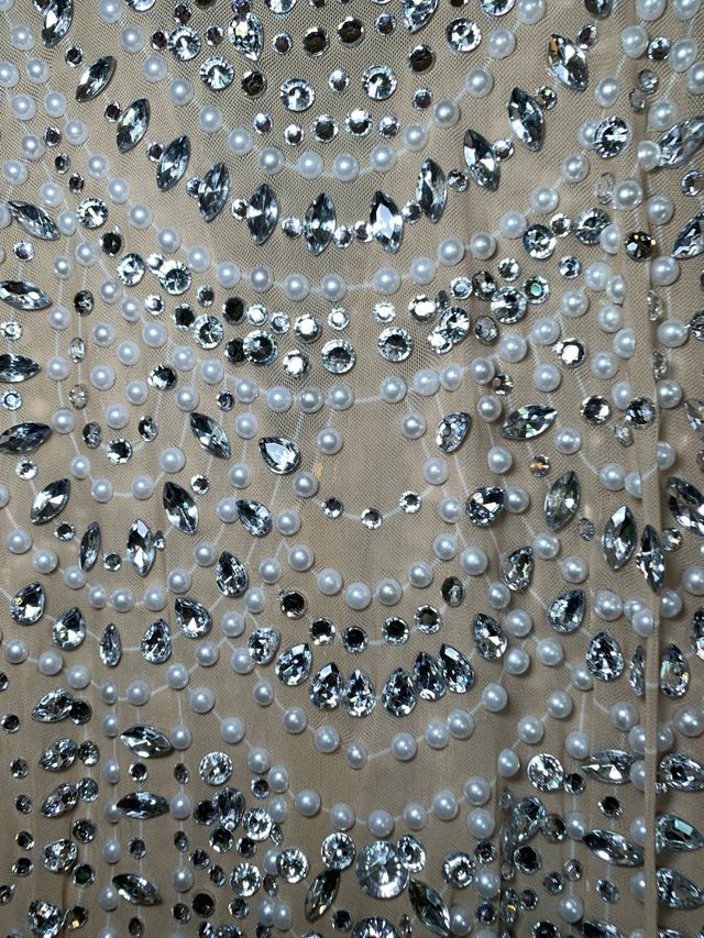 Vestido de fiesta con pedrería