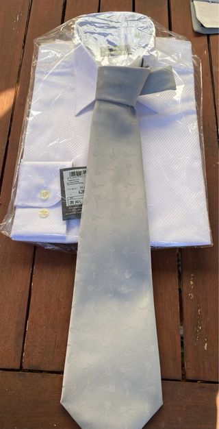 Camisa Royal Blue Blanca manga largaTalla 37 Nueva