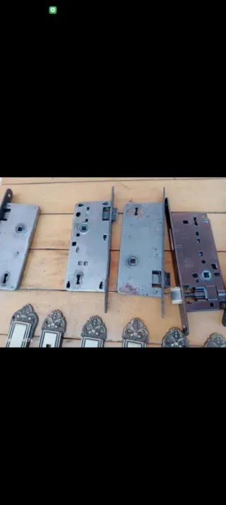 Maniglie e Serrature Vintage