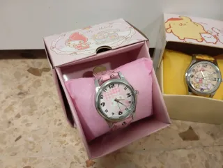 Reloj Sanrio Hello Kitty Rosa y Plateado