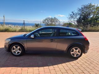 Volvo C30 2012