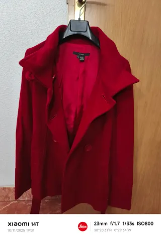 Chaqueta de señora roja