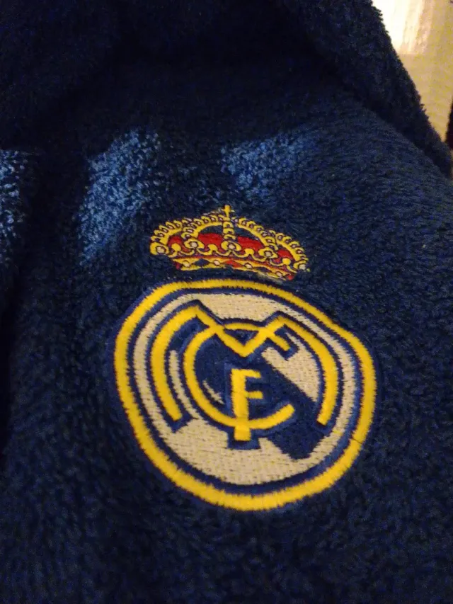 Dos Albornoces Real Madrid Azul y Blanco