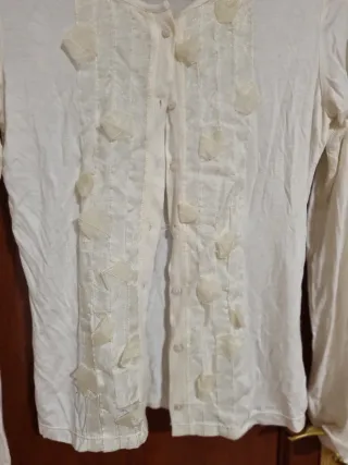 Camisa Cloche blanca con detalles en delantera