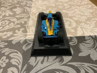 Superslot / Scalextric Renault F1 Team