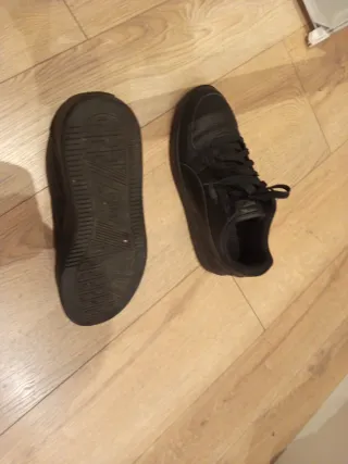 Zapatillas Puma Negras Talla 40, las e utilizado 1