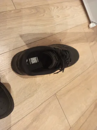 Zapatillas Puma Negras Talla 40, las e utilizado 1