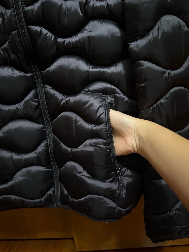 Giacca Blauer imbottita nera con cappuccio