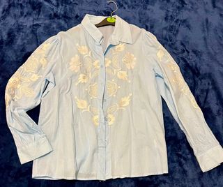 Camisa azul bordada mujer Talla M