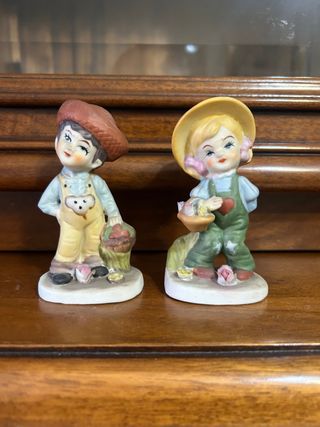 Coppia statuine bambini in ceramica