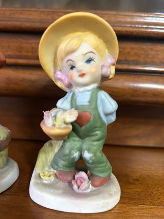 Coppia statuine bambini in ceramica