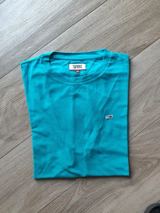 Camiseta Tommy Jeans Básica Talla M