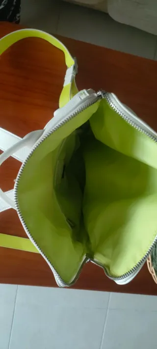 Mochila Desigual Blanca y Amarilla