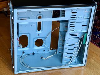 Caja PC ATX PCBox Negra Transparente