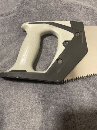 Sierra de mano Bellota