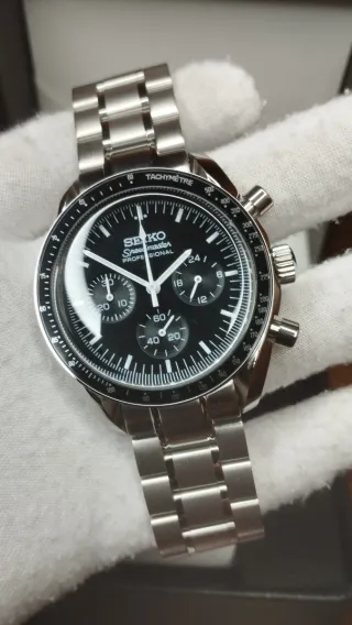 Reloj Seiko Mod Speedmaster Negro y Blanco