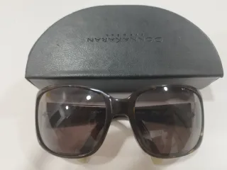 Gafas de sol rectangulares DKNY de carey