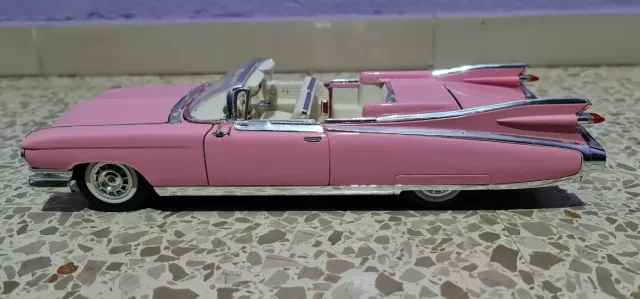 Carro Cadillac Eldorado 1954 1:18