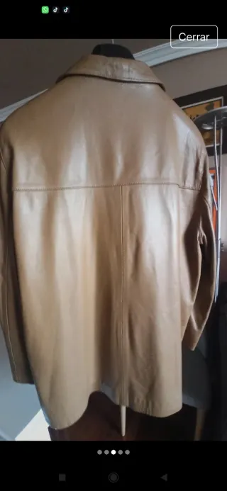 Chaqueta de cuero beige