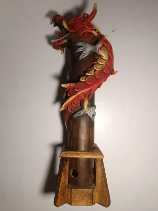 Inciensario dragón rojo y dorado