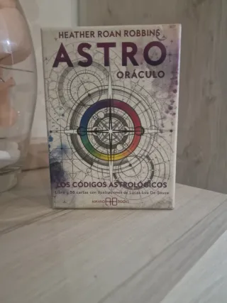Astro Oráculo: Libro y 56 Cartas