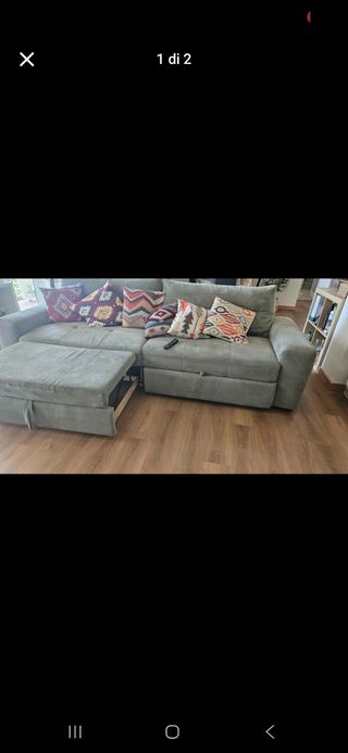 Divano angolare divisibile in due moduli