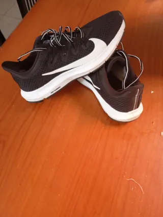 Zapatillas Nike Running Mujer Negras Blancas