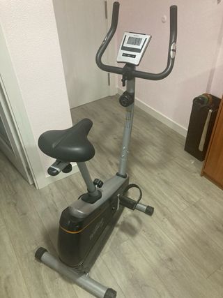 Bicicleta Estática Tempo Fitness B901