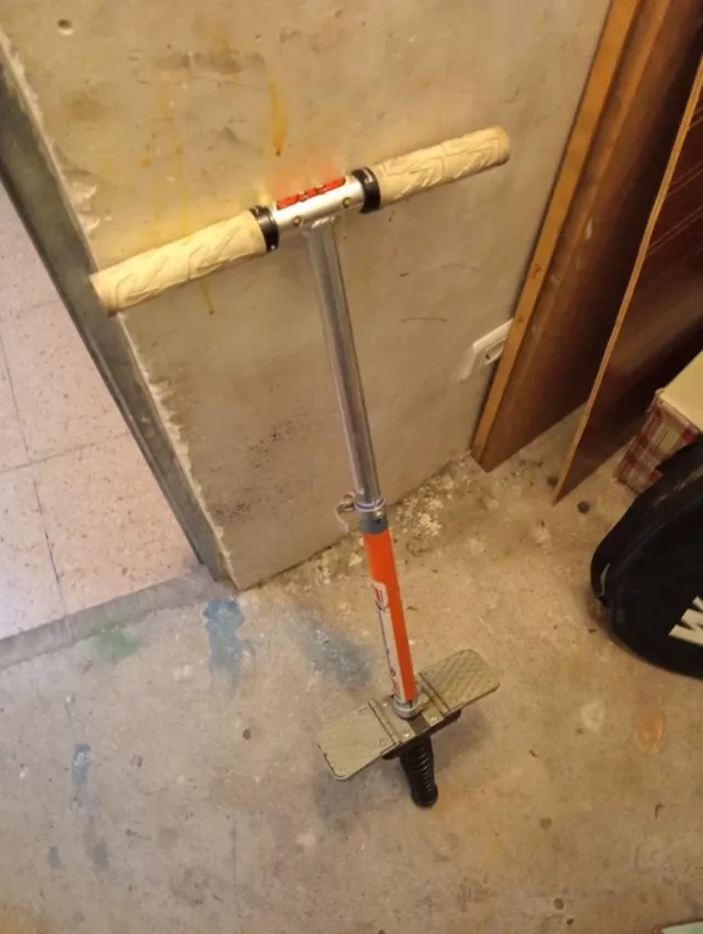 Patin saltador Pogo Stick