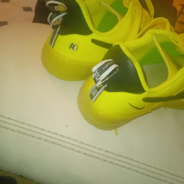 Zapatillas Nike Hombre Amarillas y Negras