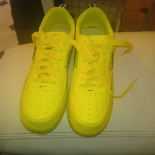 Zapatillas Nike Hombre Amarillas y Negras