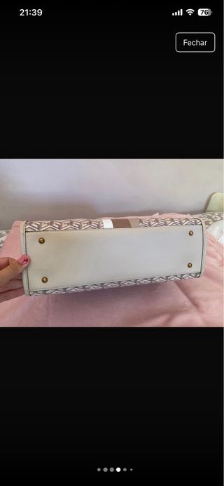 Mala Guess bege e castanho