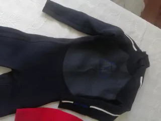 Trajes Neopreno Niña Para surf. Tallas 16 y 8