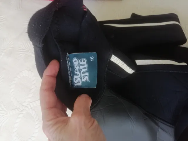 Trajes Neopreno Niña Para surf. Tallas 16 y 8