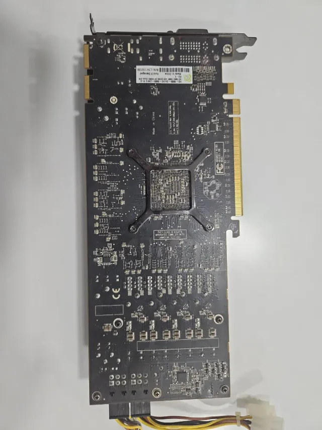 XFX Radeon HD 5850 1GB GDDR5