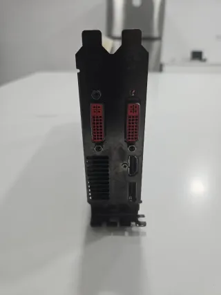 XFX Radeon HD 5850 1GB GDDR5