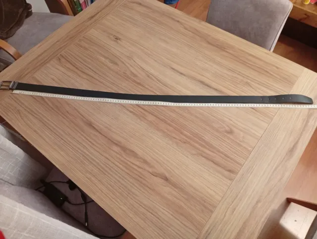 Cinturón reversible de piel. Miguel Bellido.