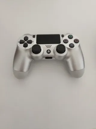Mando PS4 Sony Plateado