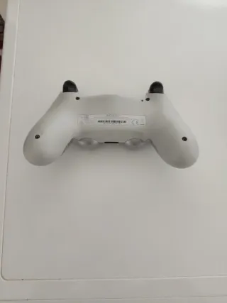 Mando PS4 Sony Plateado