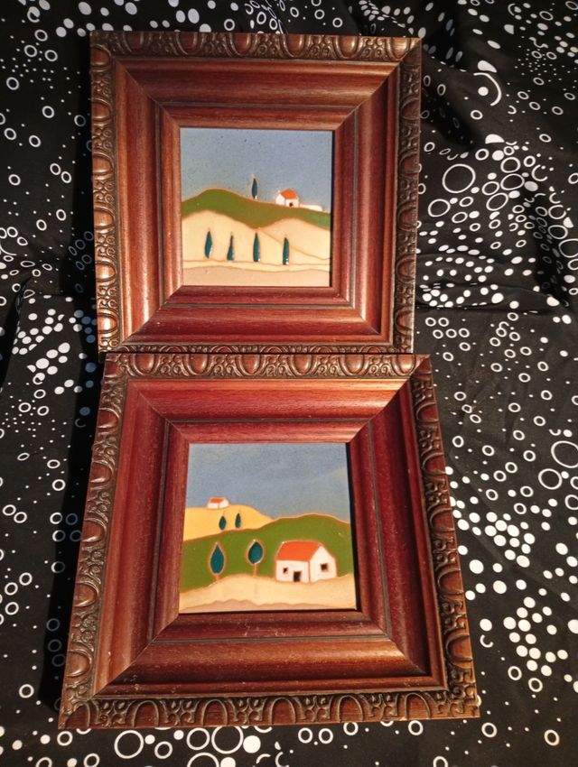 Pareja Cuadros Cerámica y Madera