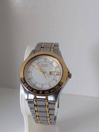 Reloj Seiko 7N43-6A40 Cuarzo Hombre Oro Plata